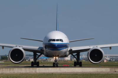 США инициировали проверку Boeing 777 после инцидента в Колорадо - mk.ru - США - шт. Колорадо - Денвер