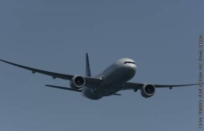 Boeing посоветовала авиаперевозчикам приостановить полеты лайнеров 777 - interfax.ru - Москва - США