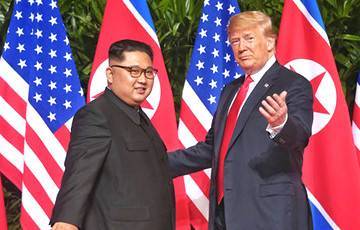 Дональд Трамп - Ким Ченын - Трамп предлагал «подбросить» Ким Чен Ына в КНДР на своем самолете - charter97.org - США - КНДР - Вьетнам - Пхеньян - Сингапур