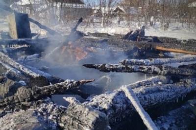 В Парфеньевском районе Костромской области при пожаре погиб мужчина - kostroma.mk.ru - Костромская обл.