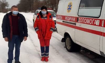 Погрыз капельницу: на Черкасщине мужчина напал на медиков с кулаками - 24tv.ua - Одесса - Черкесск - Новости