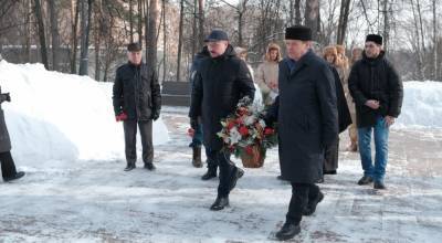 В Красногорске у мемориала победы прошел торжественный митинг - runews24.ru - Сирия - Красногорск