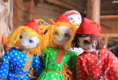 Музей Соснового Бора приглашает детей попрощаться с зимой и собрать куклу-Масленицу - online47.ru
