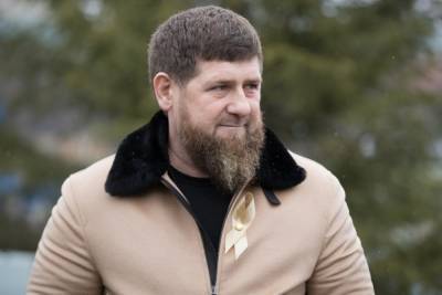 Рамзан Кадыров - Денис Шмыгаль - Олег Уруский - Премьер Украины пришел в недоумение из-за фото заместителя с Кадыровым - mk.ru - респ. Чечня - Абу-Даби