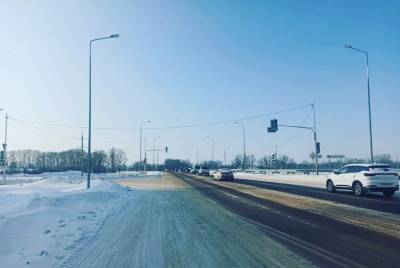 В Уфе после предписания ГИБДД вернули к работе светофор на новой дороге - bash.news - Уфа