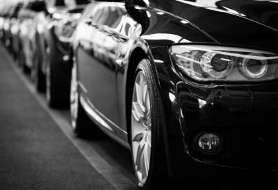 Названы модели роскошных авто, на которые вводится налог в 2021 году (СПИСОК) - lenta.ua