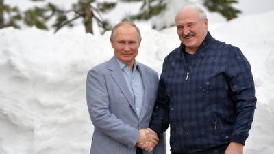 Владимир Путин - Александр Лукашенко - Лукашенко заявил, почти все «дорожные карты» РФ и Белоруссии готовы - gazeta.ru - Москва - Сочи - Белоруссия - Минск
