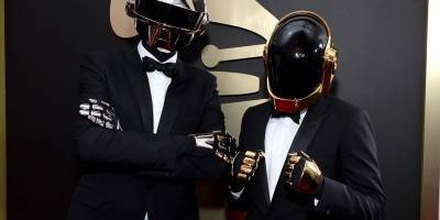 Дуэт Daft Punk выпустил клип Эпилог и распался, причина неизвестна, видео - ТЕЛЕГРАФ - telegraf.com.ua - Закрытие