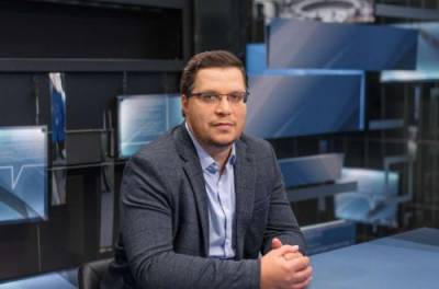 Виктор Медведчук - Оксана Марченко - Жарких о санкциях: Стая злобных карликов нарушила мужской кодекс – женщин и детей не трогать - from-ua.com