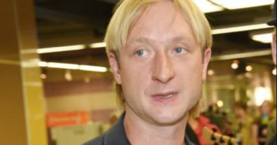 Евгений Плющенко - Плющенко вспомнил о своей жизни в комнате с крысами и сдаче бутылок - ren.tv - Санкт-Петербург - Волгоград