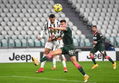 Криштиану Роналду - Ювентус - Кротоне 3:0 видео голов и обзор матча чемпионата Италии - news.bigmir.net