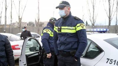 Ника Мелии - Никанор Мелия - В Грузии полиция прибыла к офису оппозиционера Ники Мелии для его ареста - iz.ru - Грузия - Тбилиси