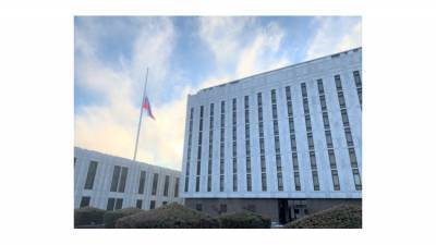 Джонс Хопкинс - Джо Байден - Российское посольство в США приспустило флаг в память жертв COVID - crimea.ria.ru - США - Крым - Симферополь