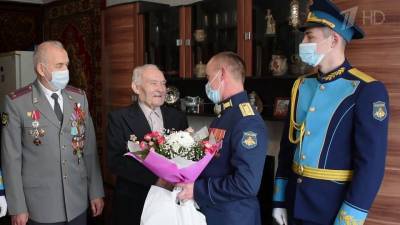 Ветеранов Великой Отечественной войны поздравили с Днем защитника Отечества - 1tv.ru - Уфа - Ярославль - Самарская обл.