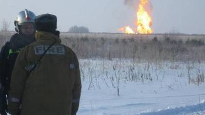 Денис Паслер - Два магистральных трубопровода повреждены в результате ЧП под Оренбургом - iz.ru - Оренбург - Оренбургская обл.