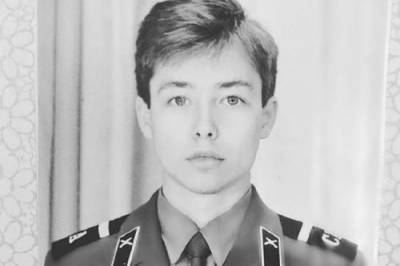 Дженнифер Энистон - Сергей Зверев - Зверев опубликовал фото из своего дембельского альбома - argumenti.ru - США