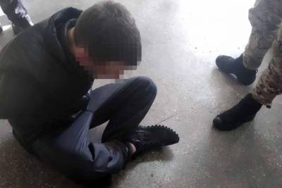 В диагностическом центре Винницы мужчина угрожал медикам оружием - real-vin.com - Винницкая обл.