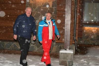 Лукашенко - Путин - Политолог Озимко объяснил, почему Лукашенко стремится к контролю над экономикой - argumenti.ru - Россия - Сочи - Белоруссия - Минск - Русь