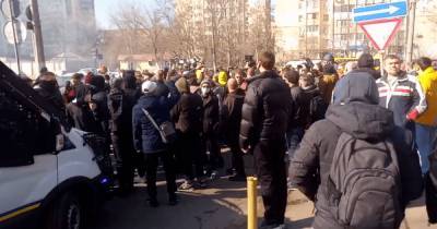 Сергей Стерненко - Сергей Щербич - Приговор Стерненко: под судом произошли столкновения (трансляция) - focus.ua - Приморье край - Одесса