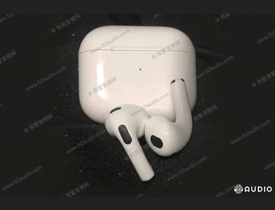 Опубликованы первые фото третьего поколения наушников AirPods - live24.ru - США