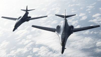 Мария Захарова - Пентагон перебросил в Норвегию бомбардировщики B-1B Lancer - polit.info - Норвегия - США - Техас
