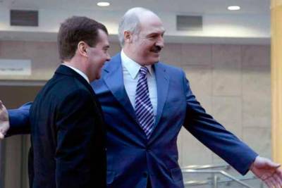 Лукашенко пытался встретится с Медведевым, но совершенно неожиданно не смог этого сделать - apral.ru