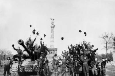 Почему СССР ещё 10 лет «воевал» с Германией после 1945 года - russian7.ru - Япония - Берлин