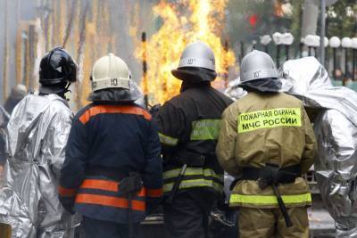 Очевидцы сняли на видео пожар на газопроводе под Оренбургом - tvc.ru - Оренбург - Оренбургская обл.