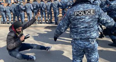 Никола Пашинян - "Мужское кино в жанре боевик": что происходило в Ереване 23 февраля - фото - ru.armeniasputnik.am - Ереван