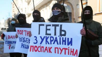Виктор Медведчук - Тарас Козак - Во Львове потушили протест националистов возле предприятий Медведчука - crimea.ria.ru - Крым - Львов - Симферополь