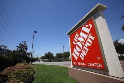 Home Depot и Tesla упали на премаркете; Macy’s выросла - smartmoney.one