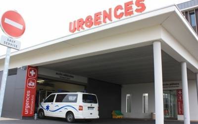 Две французские медсестры получили ранения из "шпионской" авторучки - korrespondent.net - Франция