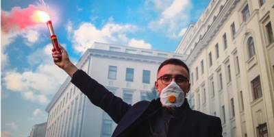 Владимир Зеленский - Сергей Стерненко - «Устранение неудобных». Львовский облсовет обратился к Зеленскому из-за приговора Стерненко - nv.ua - Львов - Одесса