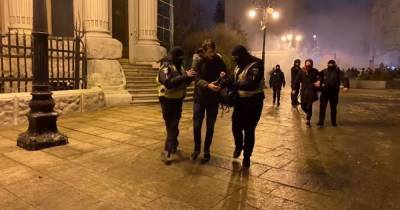 Александра Устинова - Сергей Стерненко - Акция в поддержку Стерненко: под ОП задержаны 22 человека, 10 — обратились за медпомощью - dsnews.ua - Приморье край - Одесса - Киев