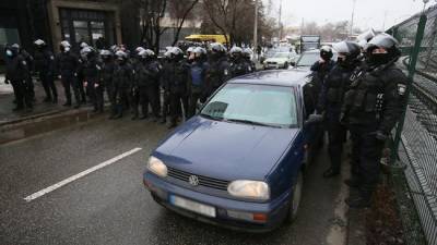 Петр Порошенко - Сергей Стерненко - В митинге радикалов у офиса Зеленского приняли участие 2 тысячи человек - eadaily.com - Киев