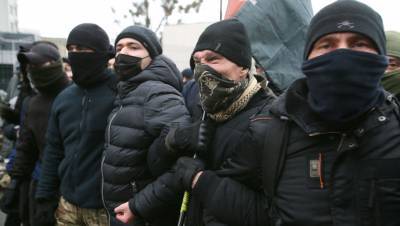 Сергей Стерненко - Свыше 2 тысяч человек приняли участие в акции протеста в Киеве - gazeta.ru - Киев - Одесса