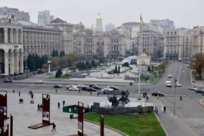 Остап Дроздов - На Украине призвали наказывать детей за неуважение к родному языку - lenta.ru - Киев