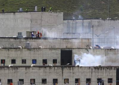 Морено Ленин - В Эквадоре 67 человек погибли в тюремных бунтах - m24.ru - Душанбе - Эквадор