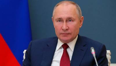 Владимир Путин - Дмитрий Вяткин - Путин подписал закон о введение штрафов за неповиновение силовикам на митингах - gazeta.ru