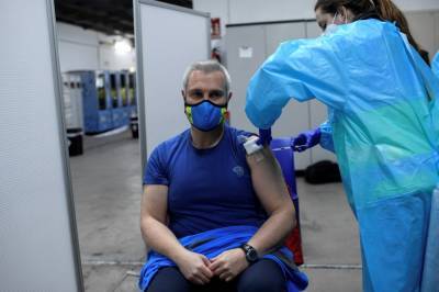 В Испании введут штрафы за отказ вакцинироваться от COVID-19 - sharij.net - Испания