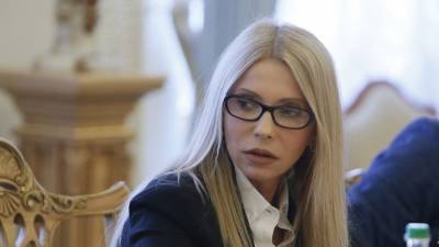 Юлия Тимошенко - Сапожки Prada на Тимошенко оказались фейком - nation-news.ru