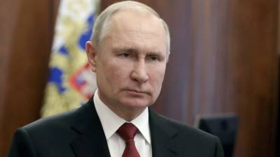 Владимир Путин - Путин заявил об информационной кампании против российской медицины - russian.rt.com