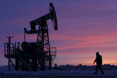 Доходы России от нефти и газа рухнули - lenta.ru