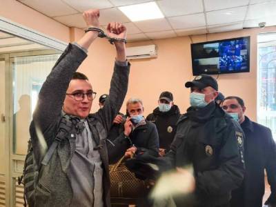 Владимир Зеленский - Почему ответственность за приговор Стерненку лежит том числе и на Зеленском - 24tv.ua - Новости