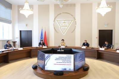 Янка Купала - «Университету важно чувствовать поддержку своих выпускников». Новую стратегию развития ГрГУ обсудили на заседании Президиума ассоциации выпускников - grodnonews.by