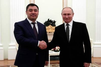 Владимир Путин - Садыр Жапаров - Путин пообещал продолжить помощь Киргизии в борьбе с пандемией коронавируса - aif.ru - Москва - Киргизия