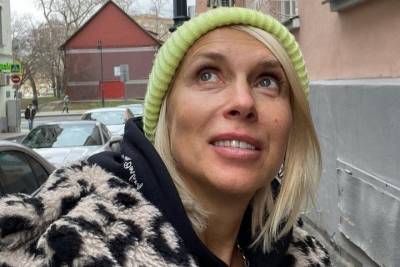 Ксения Собчак - Алена Свиридова - Алена Свиридова схлестнулась с Собчак из-за фото в бикини - mk.ru
