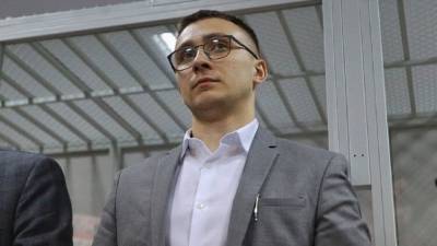 Владимир Зеленский - Сергей Стерненко - Когда законность в дефиците: почему люди вышли за Стерненка под офис Зеленского - 24tv.ua - Новости