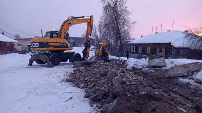 В Нязепетровске прорвало теплотрассу: десятки домов остались без тепла - znak.com - Нязепетровск