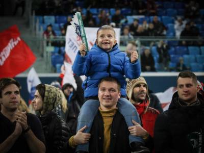 В УЕФА обещали разрешить болельщикам выезжать в другие страны для посещения матчей ЧЕ-2021 - rosbalt.ru - Санкт-Петербург - Бельгия - Финляндия